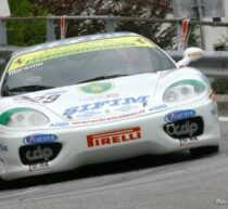 Abramo Antonicelli con la Ferrari 360 Modena