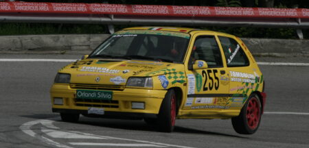 Vallecamonica 2004 Renault ClioVallecamonica 2004 Renault Clio